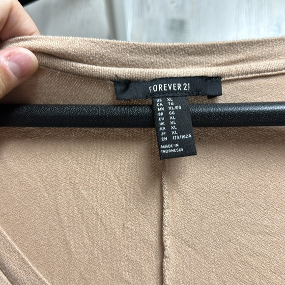 Forever 21 Tunic - Picture 3 of 3